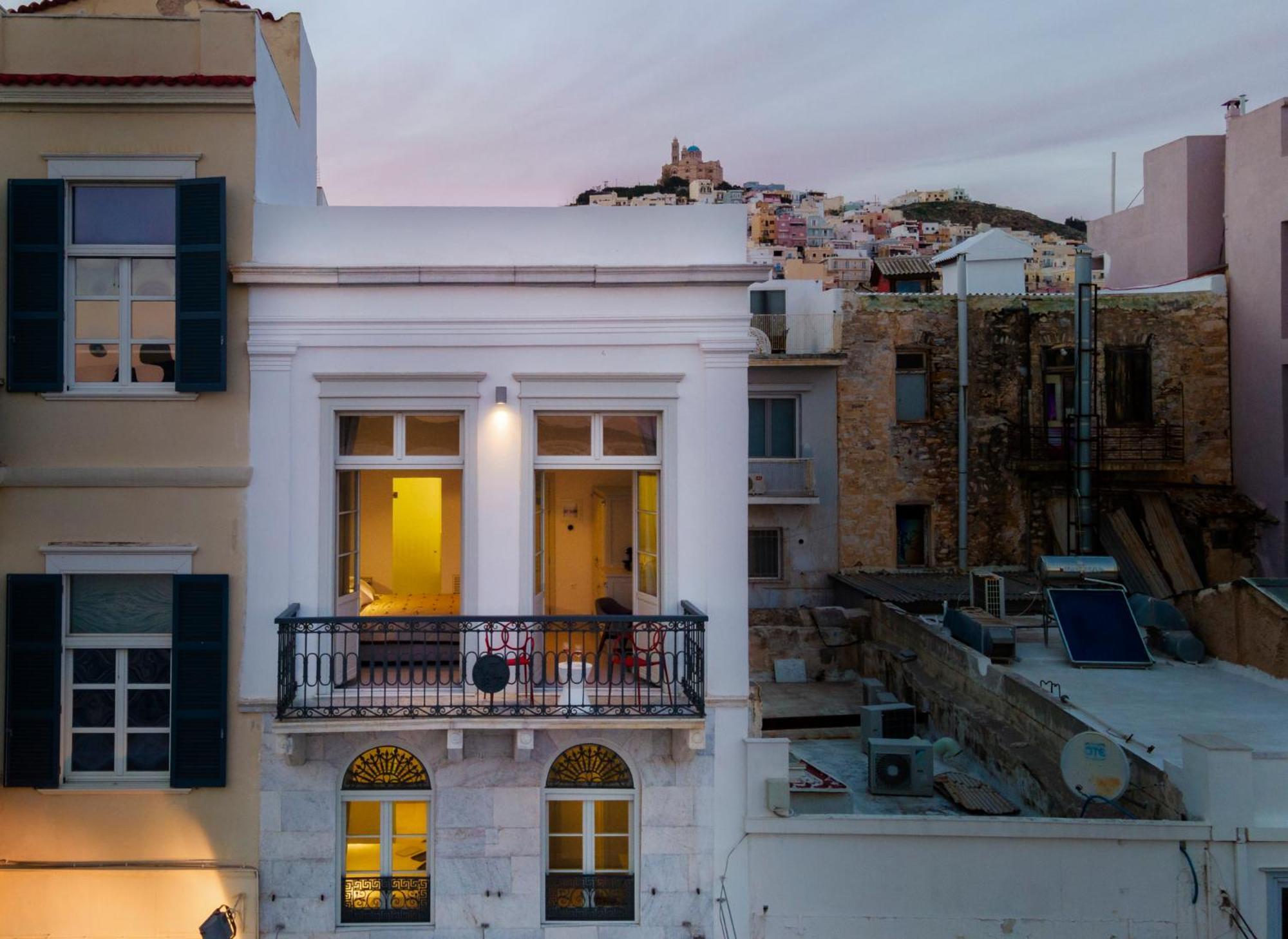 Hotel Skylight Ermoupoli Exterior foto